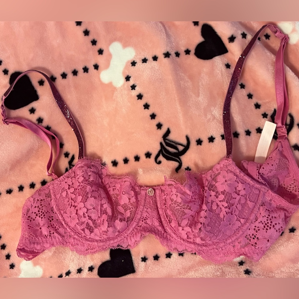 Victoria's Secret Fuchsia Lace rhinestone Bra